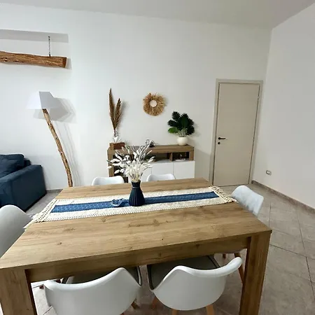 Casa Mattea Apartment *